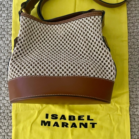 Isabel Marant raffia and leather shoulder bag - Picture 3 of 6